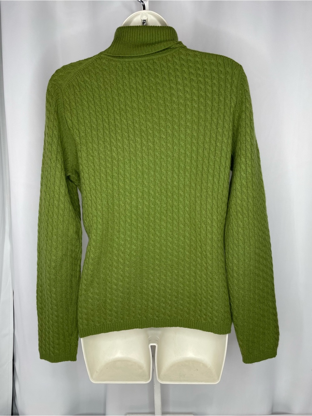 Talbots 100% Cashmere Cable Knit Turtleneck Sweater Green Medium Soft Luxury - Picture 3 of 11